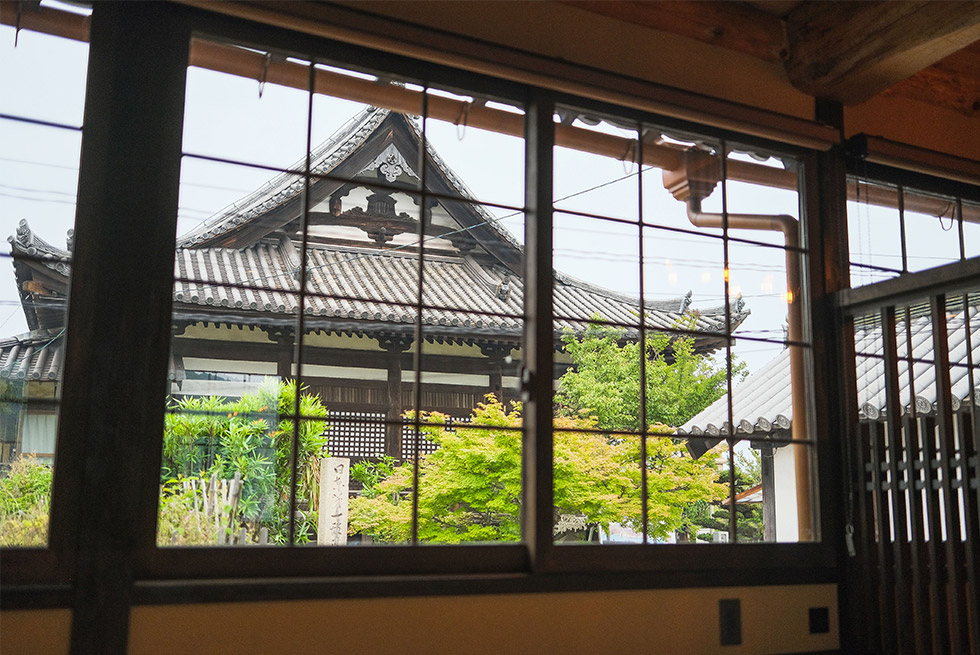 暮らすように泊まる古民家客室